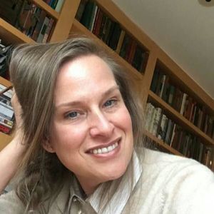 Meet your Posher, Angie